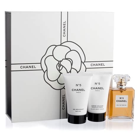 set chanel 5 perfume|chanel number 5 gift set.